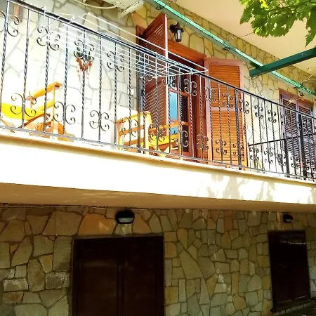 Thomas Guest house *