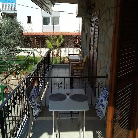 Thomas Guest house